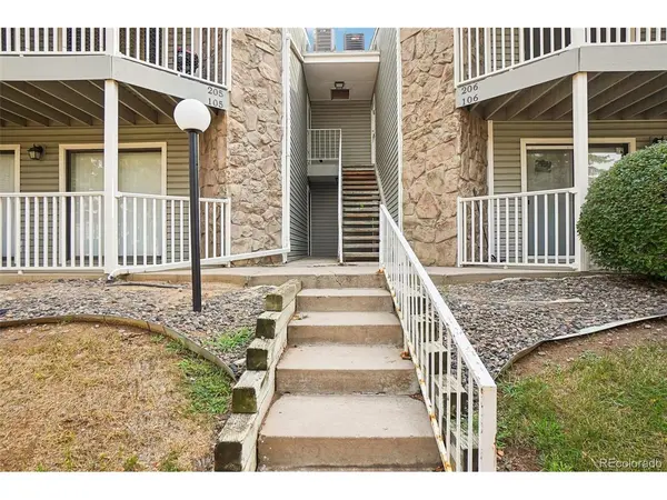 921 S Walden #206, Aurora, CO 80017