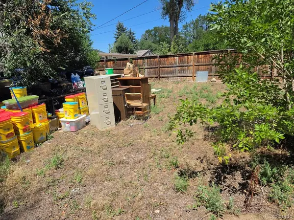 1150 Roslyn, Denver, CO 80220
