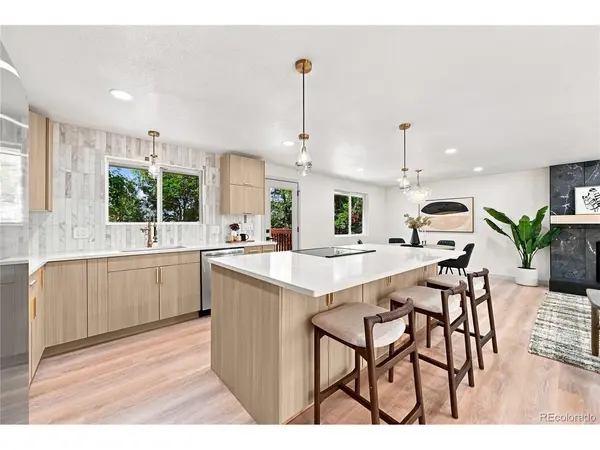 9522 W 64th, Arvada, CO 80004