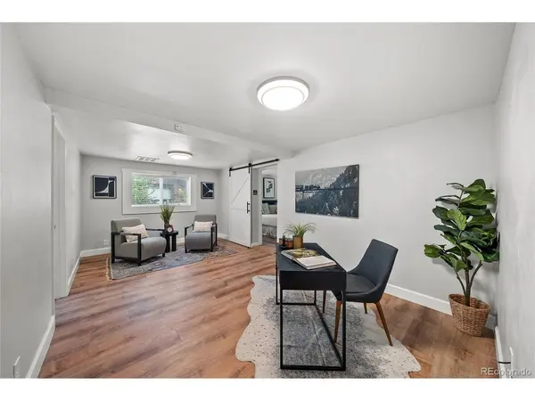 4676 S Lincoln, Englewood, CO 80113