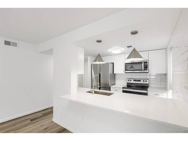 6400 S Dayton #H3, Greenwood Village, CO 80111