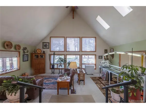 187 Arrowrock, Florissant, CO 80816