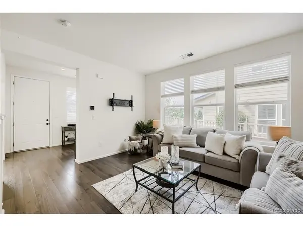 3658 Happyheart, Castle Rock, CO 80109