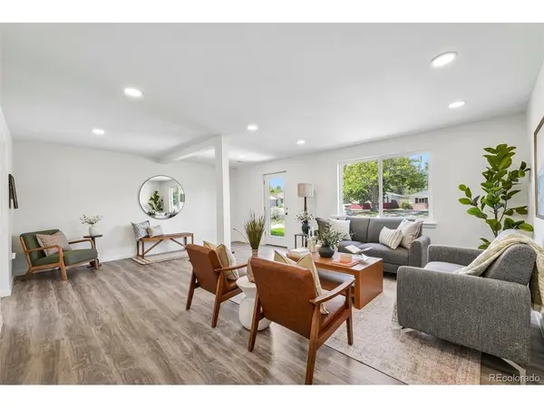 2850 Ivy, Denver, CO 80207