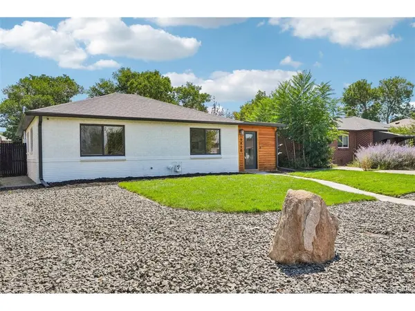 2850 Ivy, Denver, CO 80207