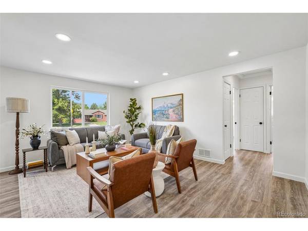 2850 Ivy, Denver, CO 80207