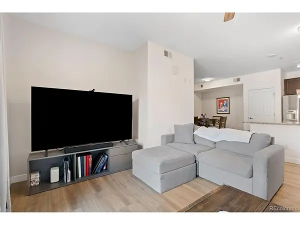 10052 W Ute #206, Littleton, CO 80127