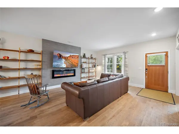 1009 Boulder, Colorado Springs, CO 80903
