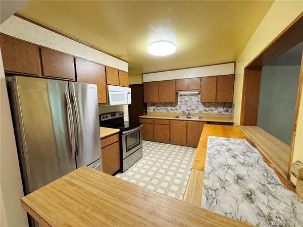 2081 S Lowell, Denver, CO 80219