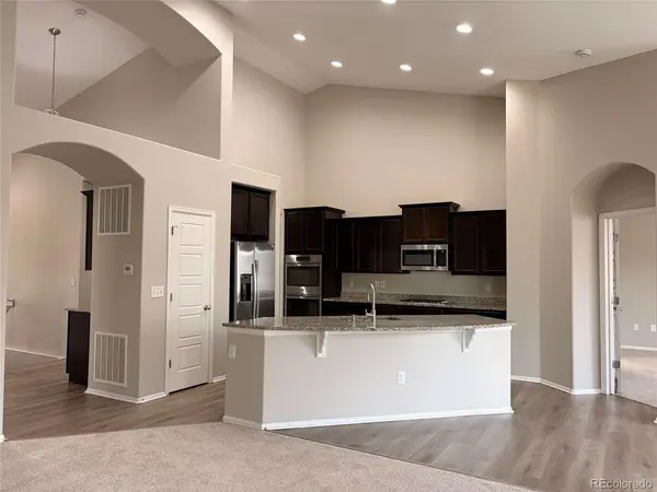 461 N Jackson Gap, Aurora, CO 80018