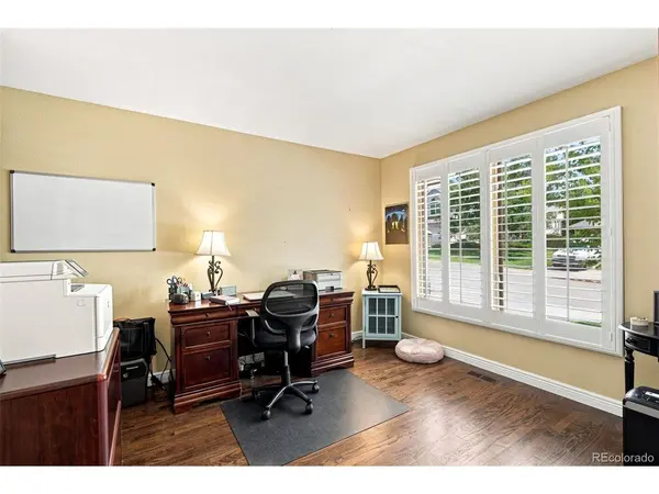 6599 S Oak, Littleton, CO 80127