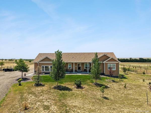 156 W 8th, Byers, CO 80103