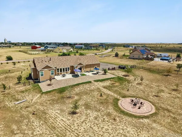 156 W 8th, Byers, CO 80103