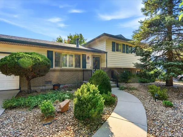 893 S Oswego, Aurora, CO 80012