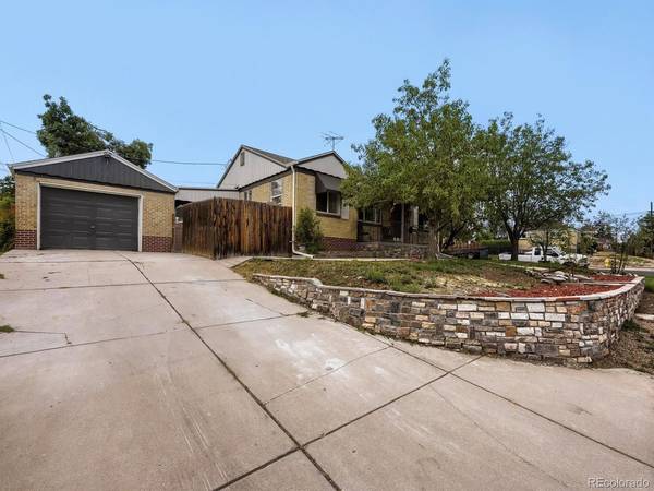 2551 W Arkansas, Denver, CO 80219