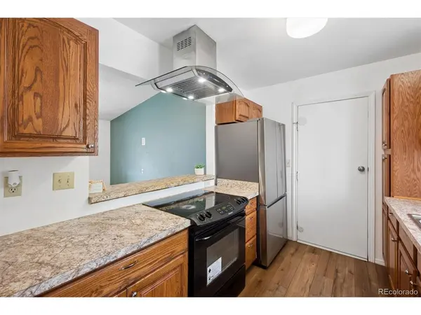5832 S Netherland, Aurora, CO 80015