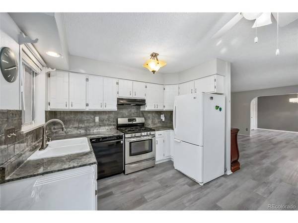 412 E Thunderbird, Fort Collins, CO 80525