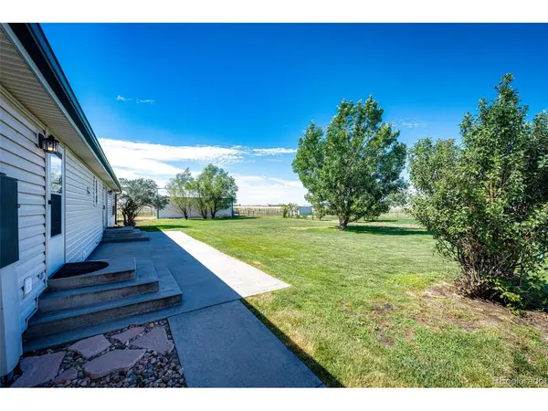 56054 E Virginia, Strasburg, CO 80136
