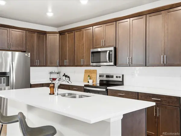 21239 E 62nd, Aurora, CO 80019