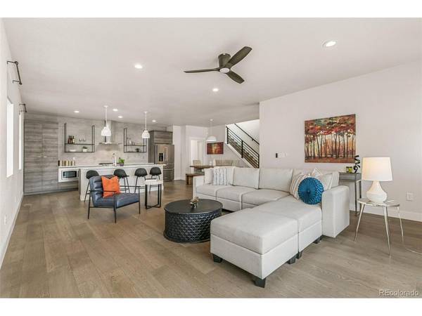 6275 King, Denver, CO 80221