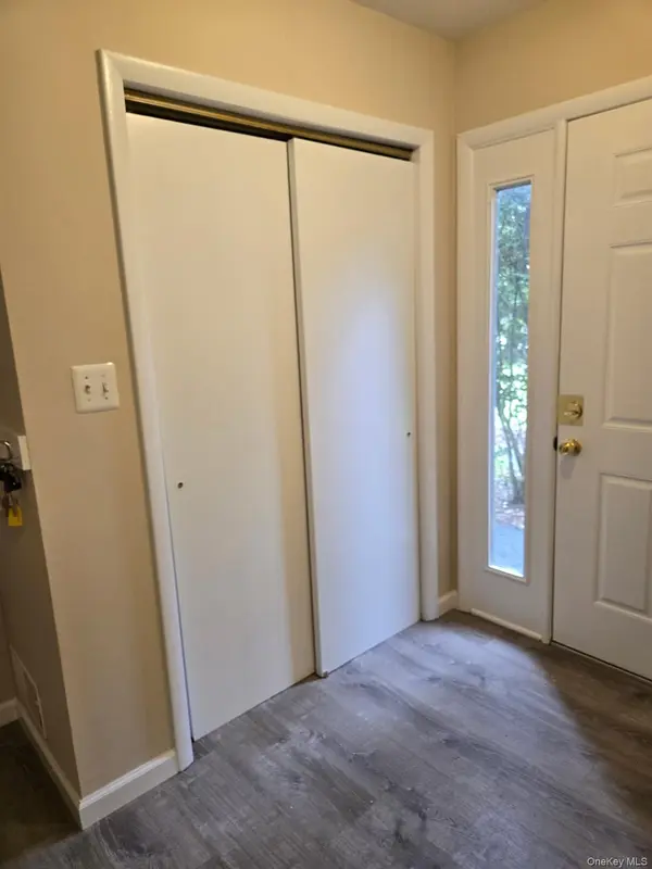 256 Heritage LN, Monroe, NY 10950