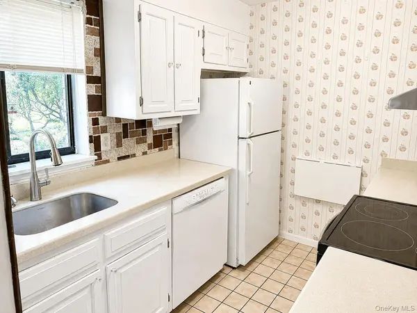20 Pierces RD #41, Newburgh, NY 12550