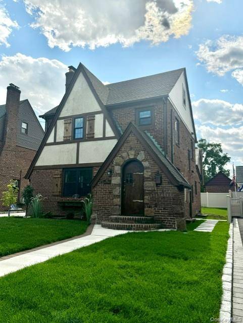 191 Brixton RD, Garden City, NY 11530