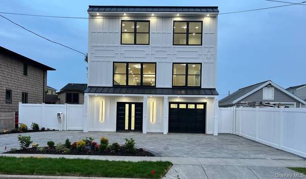 2450 Florin CT, Bellmore, NY 11710
