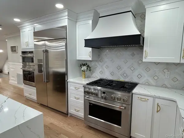 2450 Florin CT, Bellmore, NY 11710