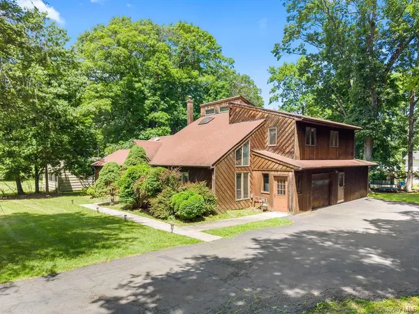 11 Buena Vista RD, Suffern, NY 10901