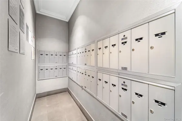 152 E 35th ST #5H, New York (manhattan), NY 10016