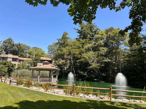 190 Alta TER, Jericho, NY 11753