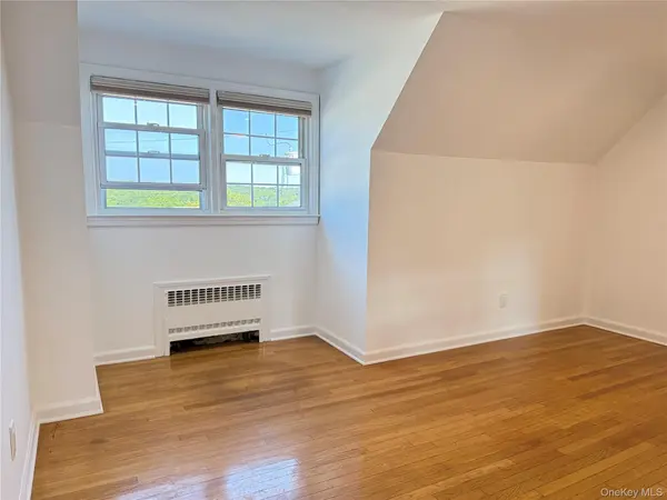 270 Gainsborg AVE #2nd Floor, West Harrison, NY 10604