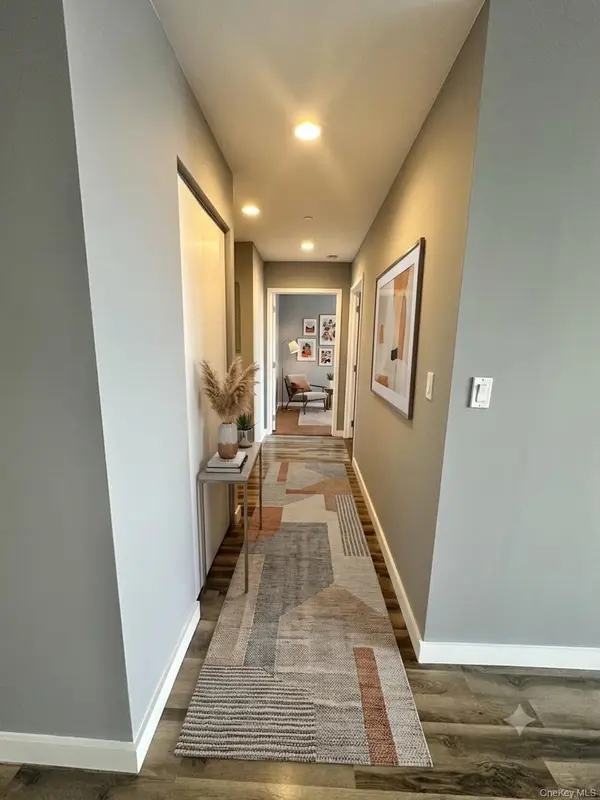 40-26 College Point BLVD #18D, Flushing, NY 11354