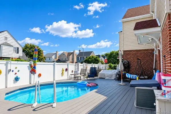 24-28 169th ST, Whitestone, NY 11357