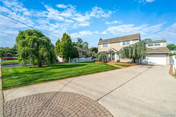 752 Oakfield AVE, Bellmore, NY 11710