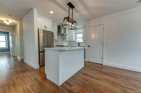 146 8th ST, Bethpage, NY 11714