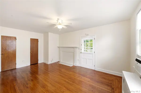 19 Sunset AVE, Glen Cove, NY 11542