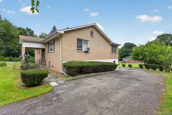 60 Rock Cut RD, Newburgh, NY 12550