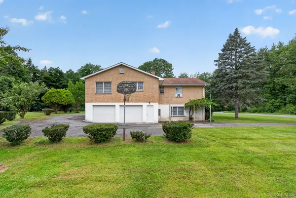 60 Rock Cut RD, Newburgh, NY 12550