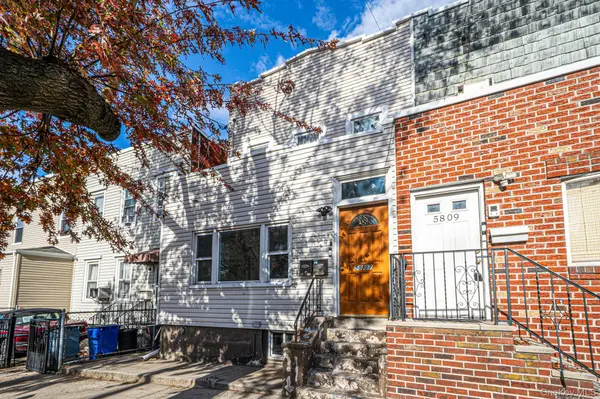 5807 Maspeth AVE, Maspeth, NY 11378