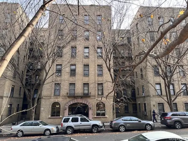 225 Bennett AVE #2R, New York (manhattan), NY 10040