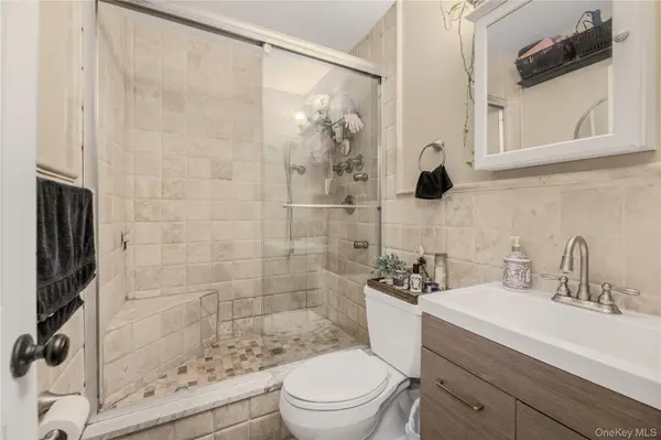 3220 Fairfield AVE #5A, Bronx, NY 10463