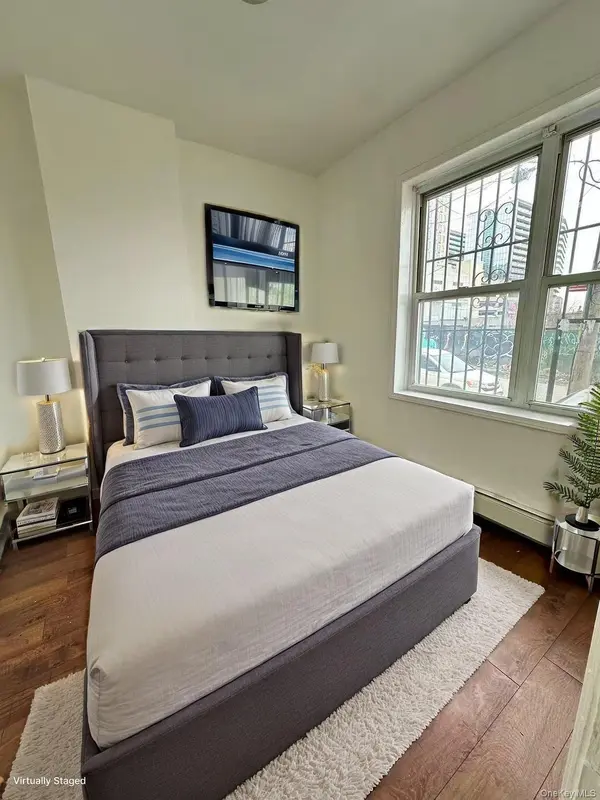 3921 Janet PL, Flushing, NY 11354