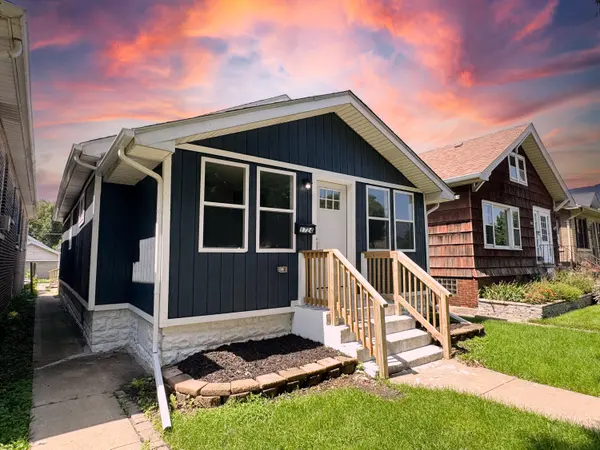 1724 Lake Avenue, Whiting, IN 46394