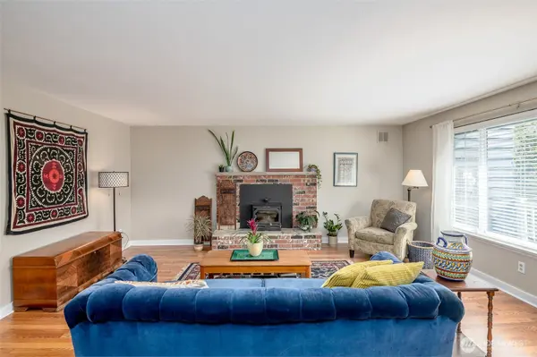 424 119th AVE E, Edgewood, WA 98372