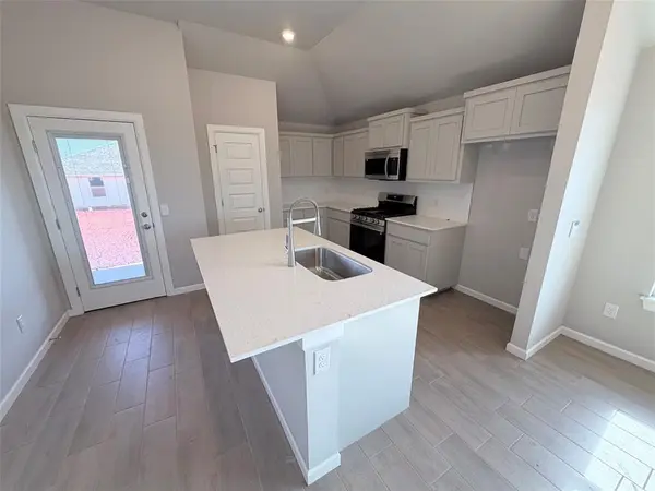 3028 NW 196th ST, Edmond, OK 73012