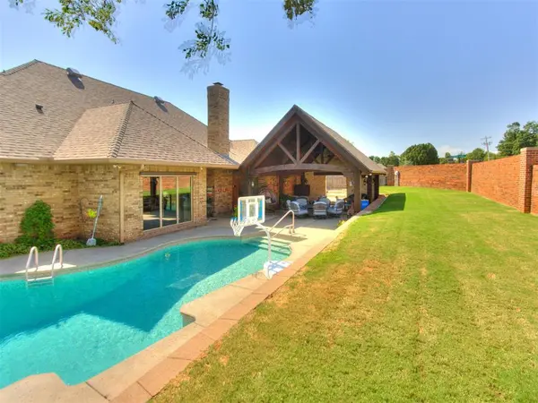 1429 Spring Creek DR, Yukon, OK 73099