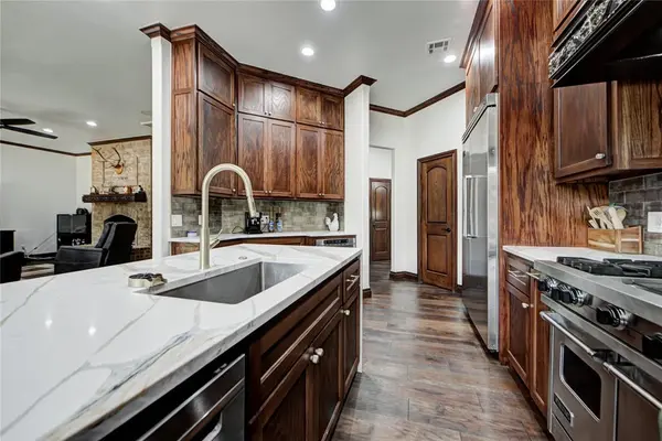 9513 S Foxmor DR, Oklahoma City, OK 73165