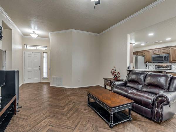 9620 Blue Bonnet PL, Oklahoma City, OK 73128